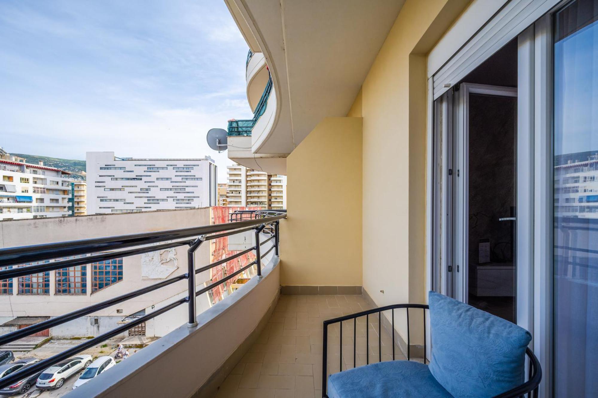 City Center Apartments By Kondo Stays Vlorë Exteriör bild