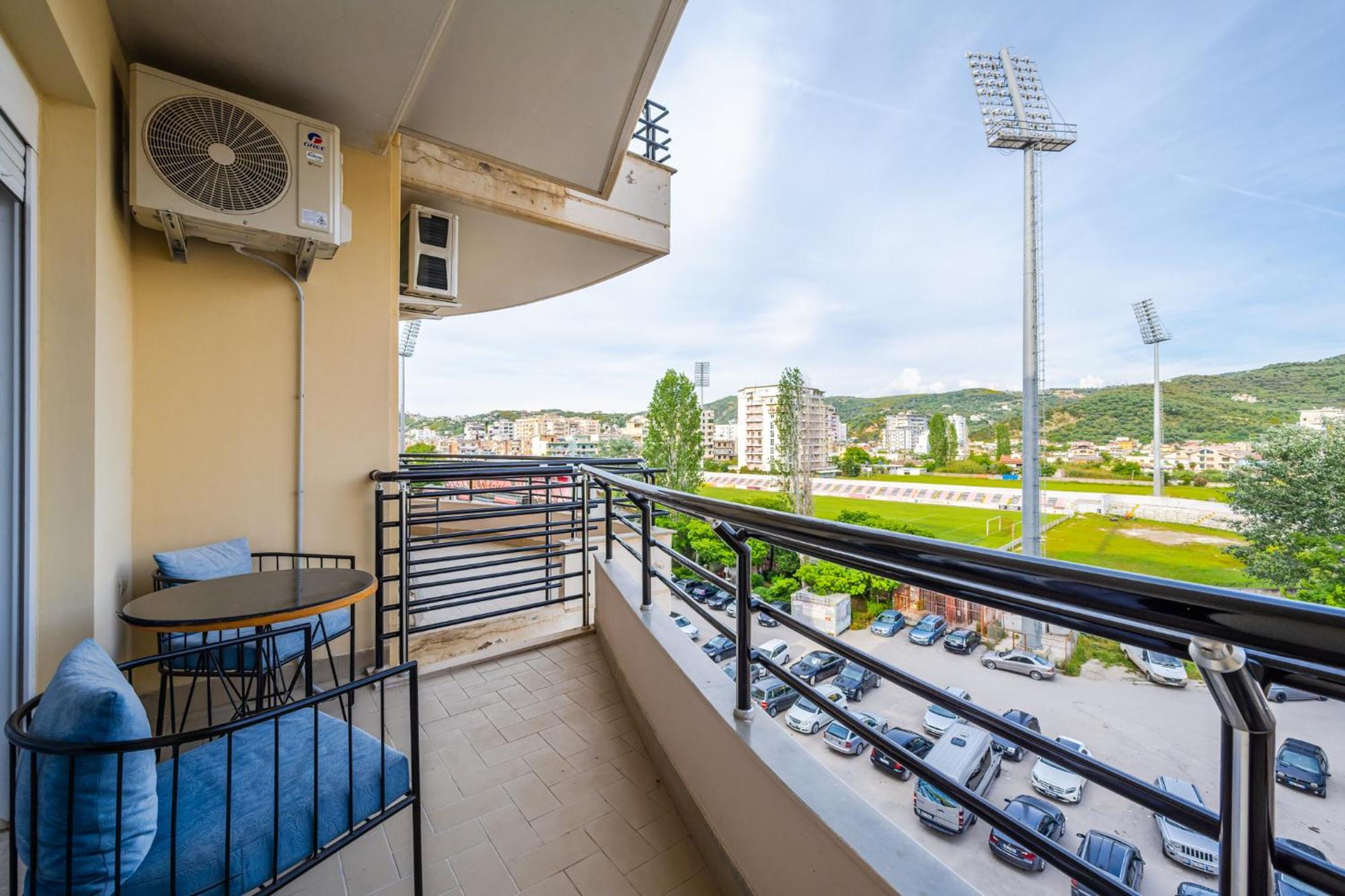 City Center Apartments By Kondo Stays Vlorë Exteriör bild