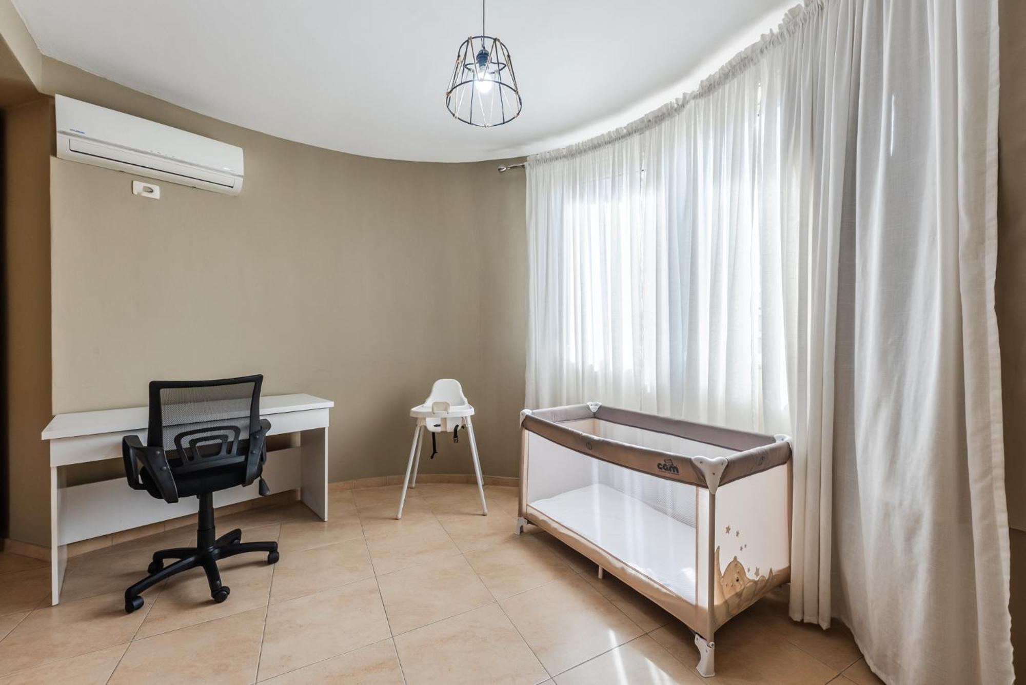 City Center Apartments By Kondo Stays Vlorë Exteriör bild